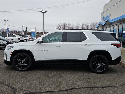 2023 Chevrolet Traverse LT Leather