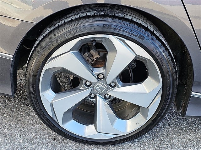 2019 Honda Accord Touring 2.0T