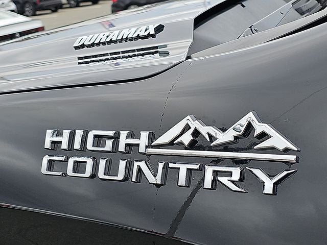 2022 Chevrolet Silverado 1500 High Country