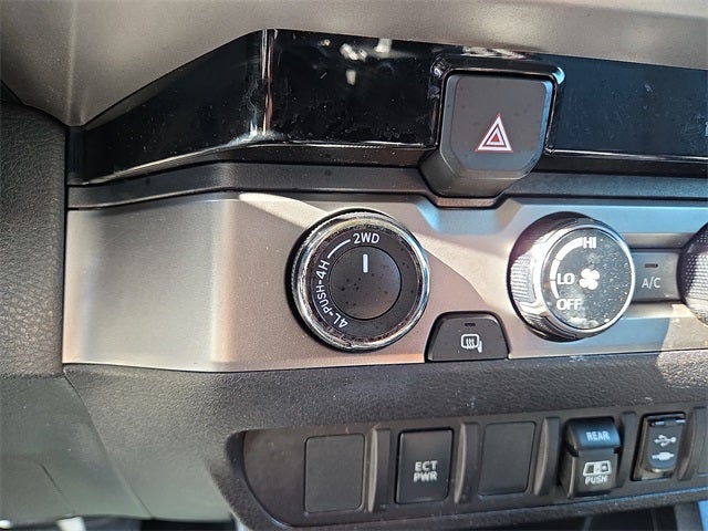 2018 Toyota Tacoma SR5 V6