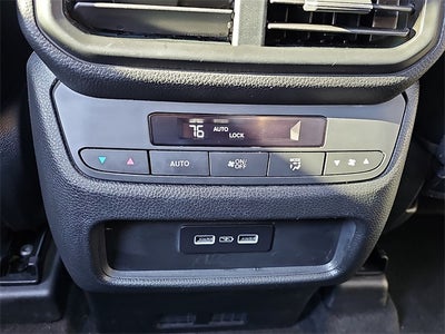 2023 Honda Pilot EX-L 8 Passenger