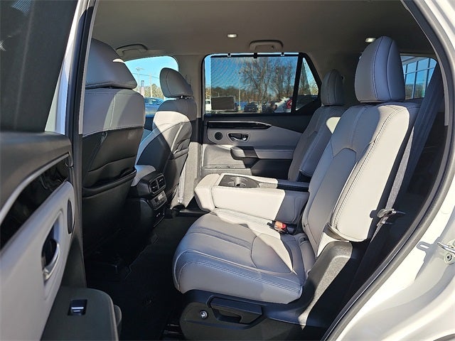 2023 Honda Pilot EX-L 8 Passenger