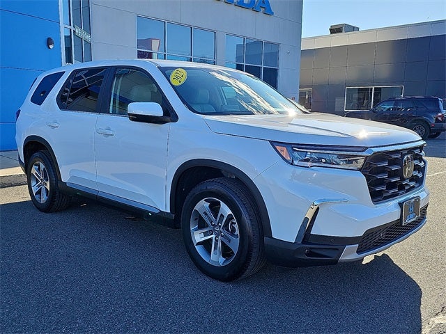 2023 Honda Pilot EX-L 8 Passenger