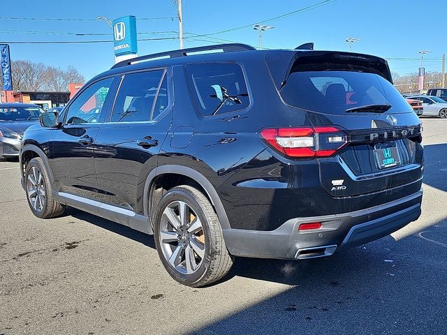 2023 Honda Pilot Touring