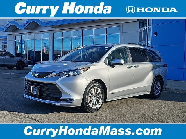 2021 Toyota Sienna XLE 7 Passenger