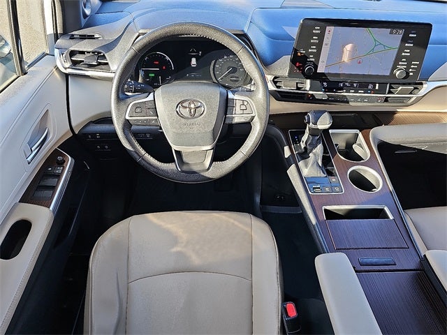 2021 Toyota Sienna XLE 7 Passenger