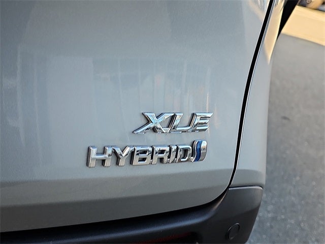 2021 Toyota Sienna XLE 7 Passenger