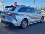 2021 Toyota Sienna XLE 7 Passenger