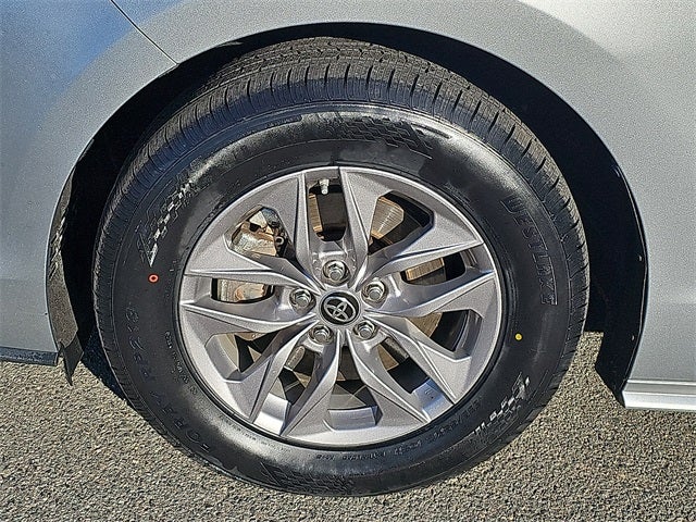 2021 Toyota Sienna XLE 7 Passenger