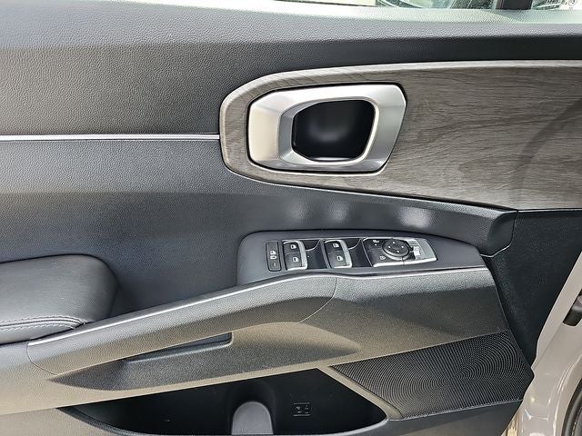 2024 Kia Sorento X-Line EX