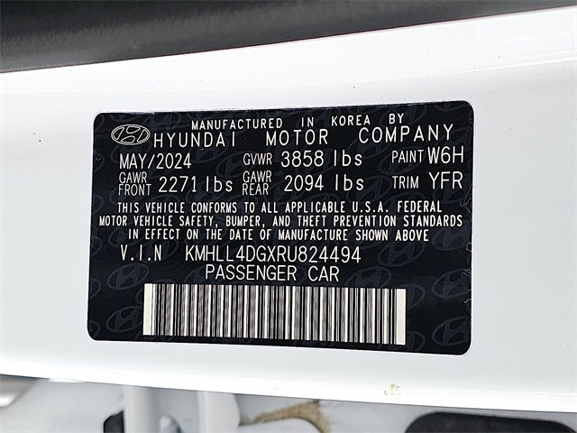 2024 Hyundai Elantra SE