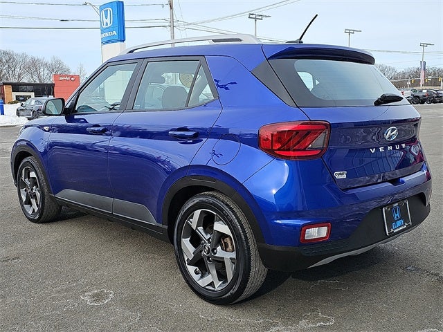 2023 Hyundai Venue SEL