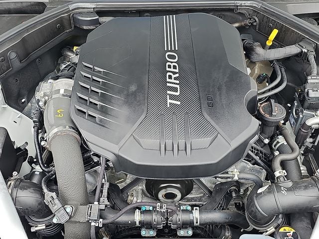 2025 Genesis G70 3.3T Sport Advanced